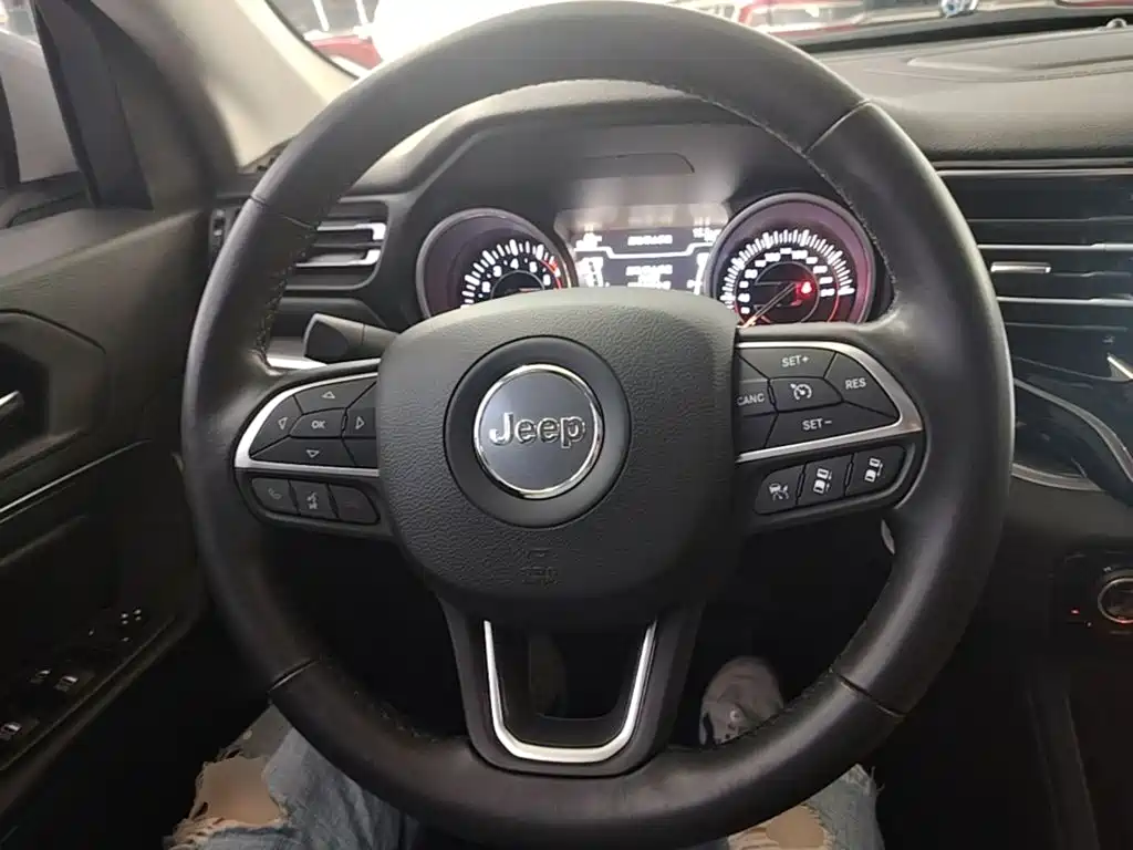 Jeep Grand Commander 2019 2018 2.0T AWD Ultimate Edition (China V)
