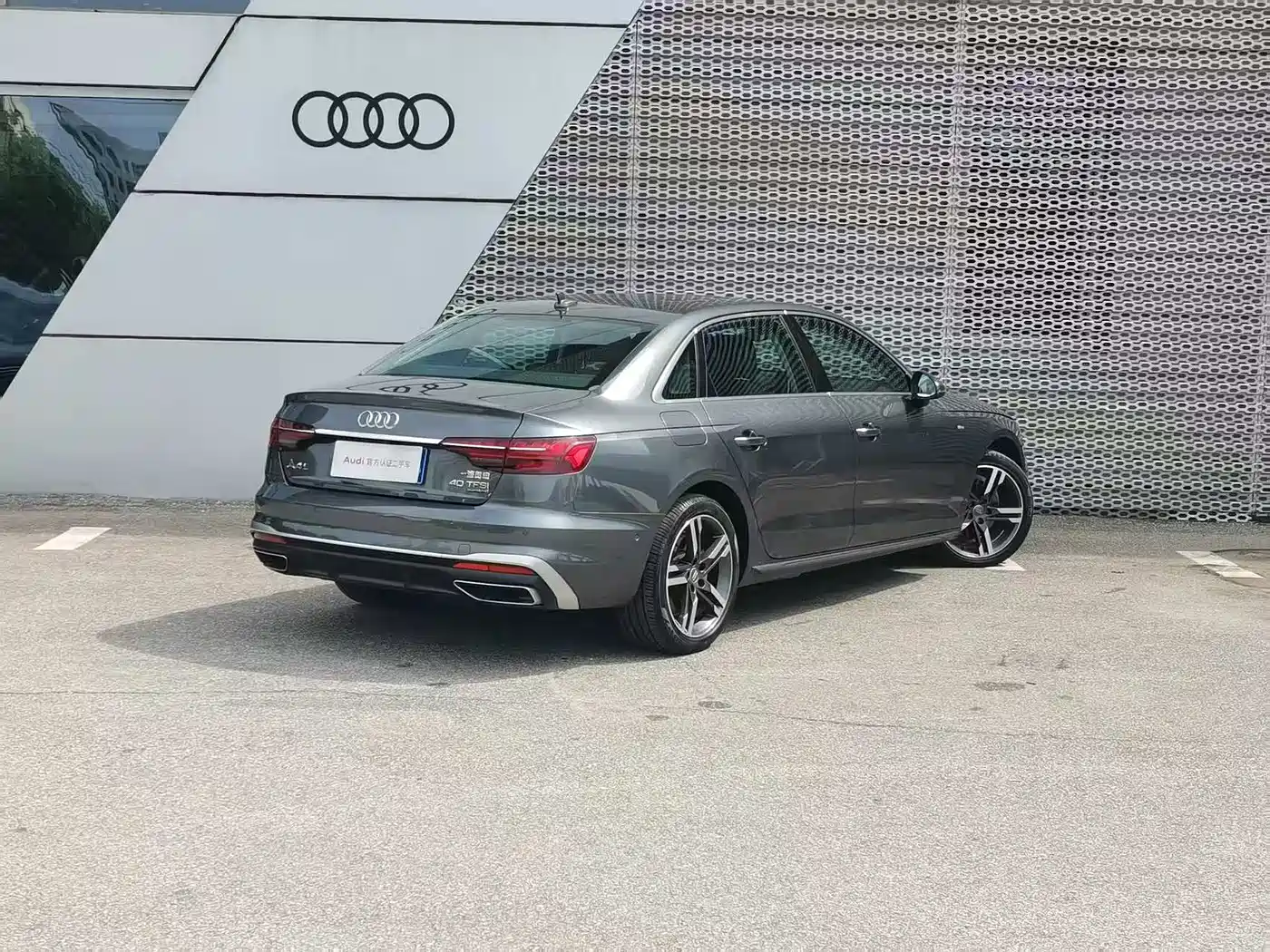 Audi A4L 2020 40 TFSI quattro Luxury Dynamic фото 11