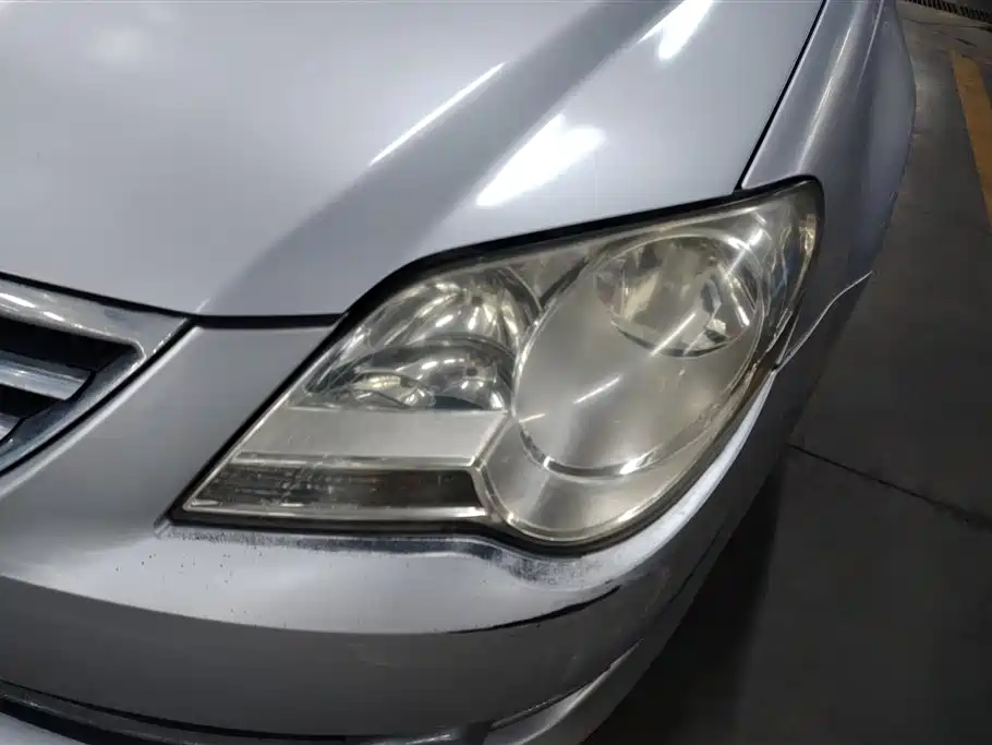 Volkswagen Bora 2012 1.6L Automatic Comfort Value Edition фото 5