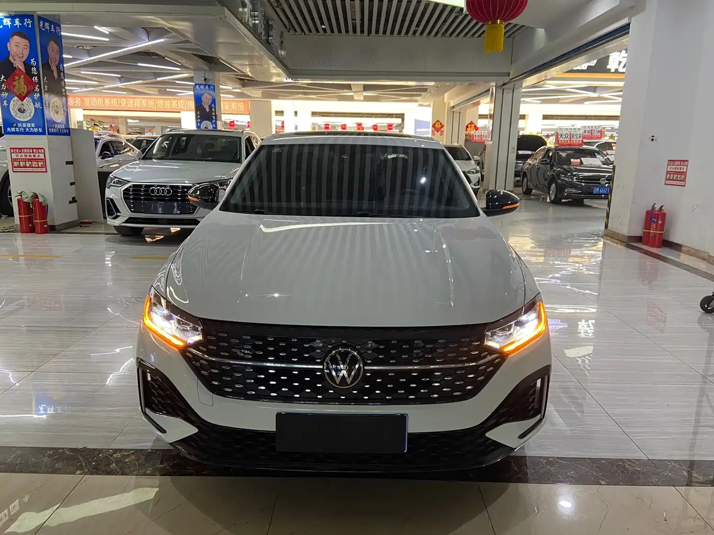 Volkswagen Lavida 2023 280TSI DSG Starlight Comfort Edition фото 2