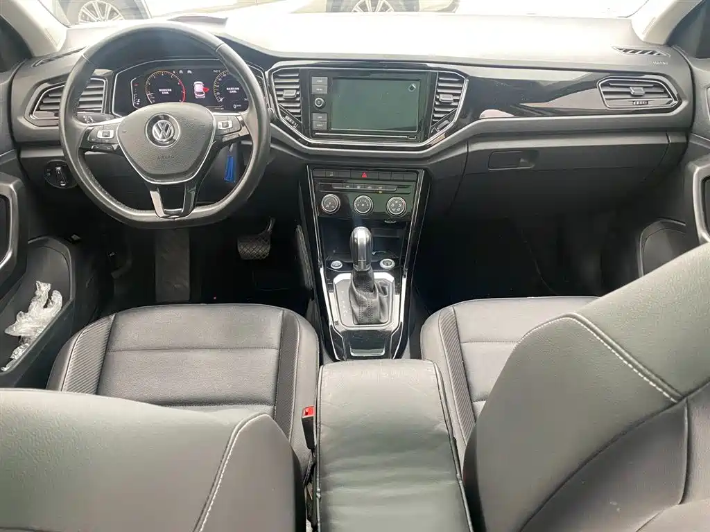 Volkswagen T-ROC 2020 280TSI DSG 2WD Comfort фото 6