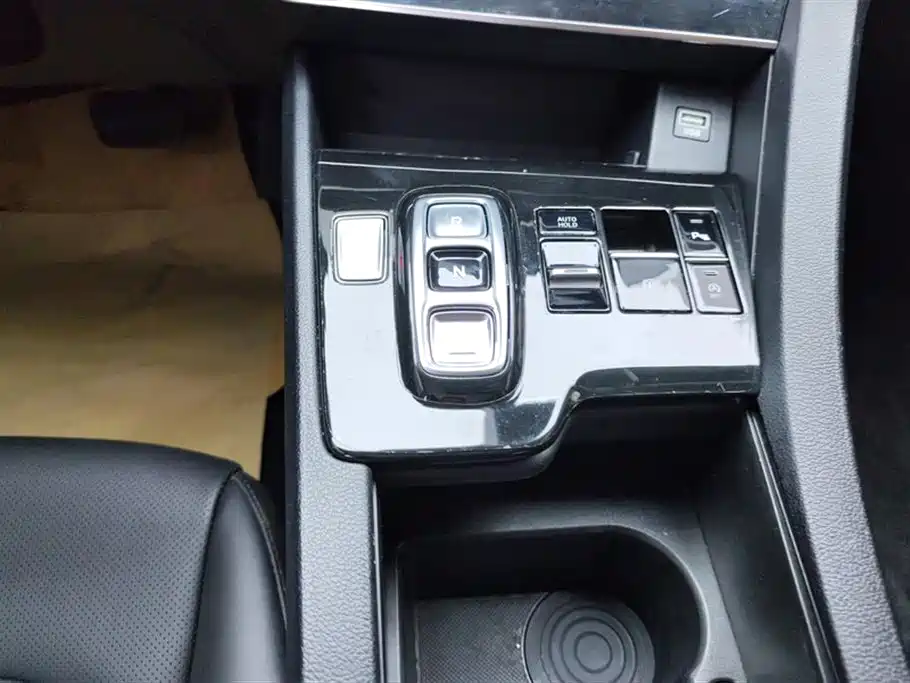 Hyundai Sonata 2020 270TGDi DCT GLS Elite Edition фото 16