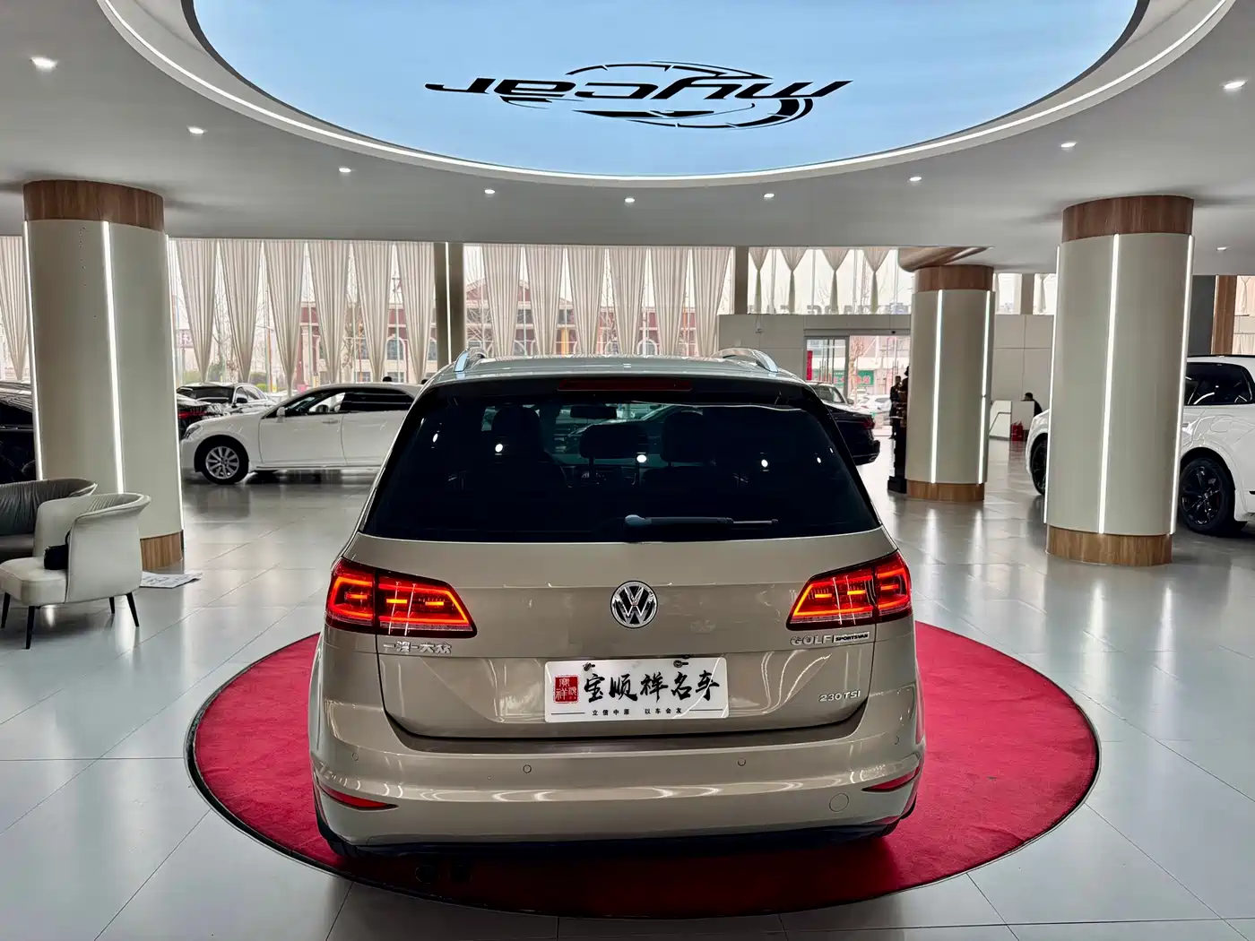 VOLKSWAGEN GOLF*JIAYU