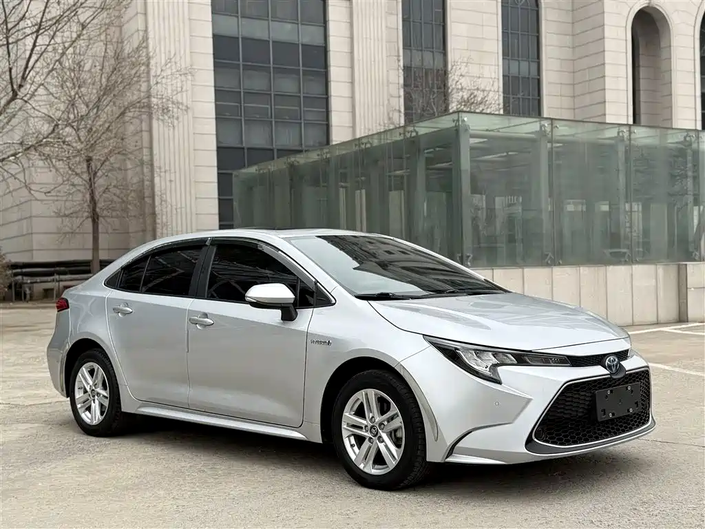 Toyota Levin 2022 Dual Engine 1.8H E-CVT Luxury Edition фото 11