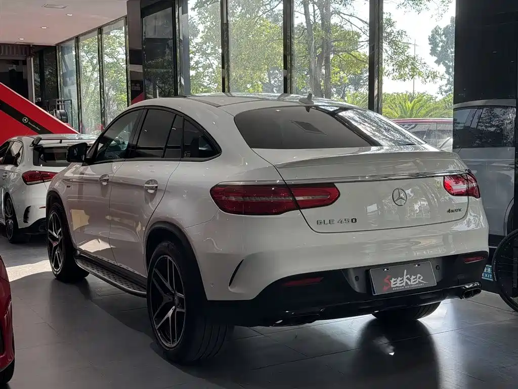 Mercedes-Benz GLE Coupe 2015 GLE 450 AMG 4MATIC Coupe SUV фото 4