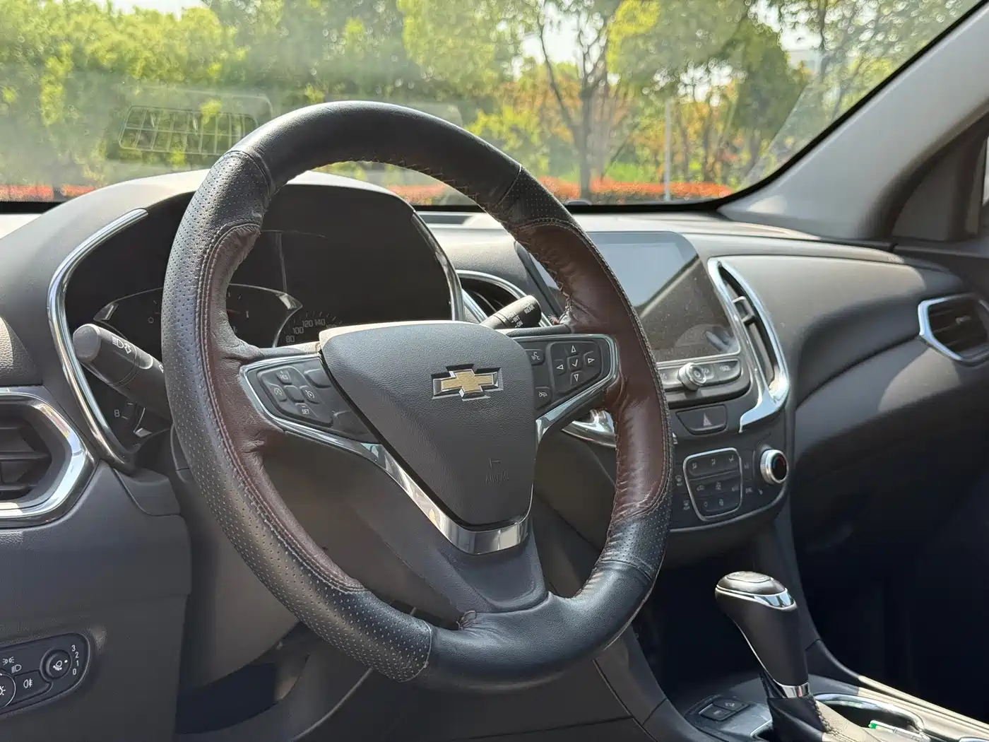 Chevrolet Equinox 2018 550T Automatic 4WD Pioneer Edition фото 6