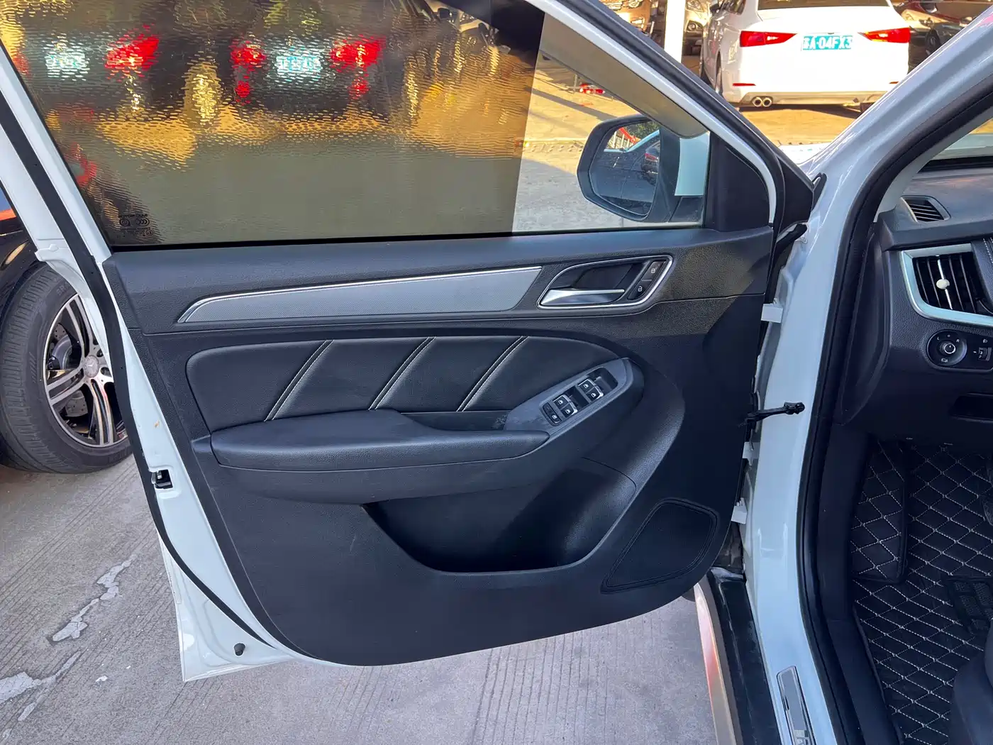 Roewe RX5 2018 2018 20T 2WD Automatic Flagship
