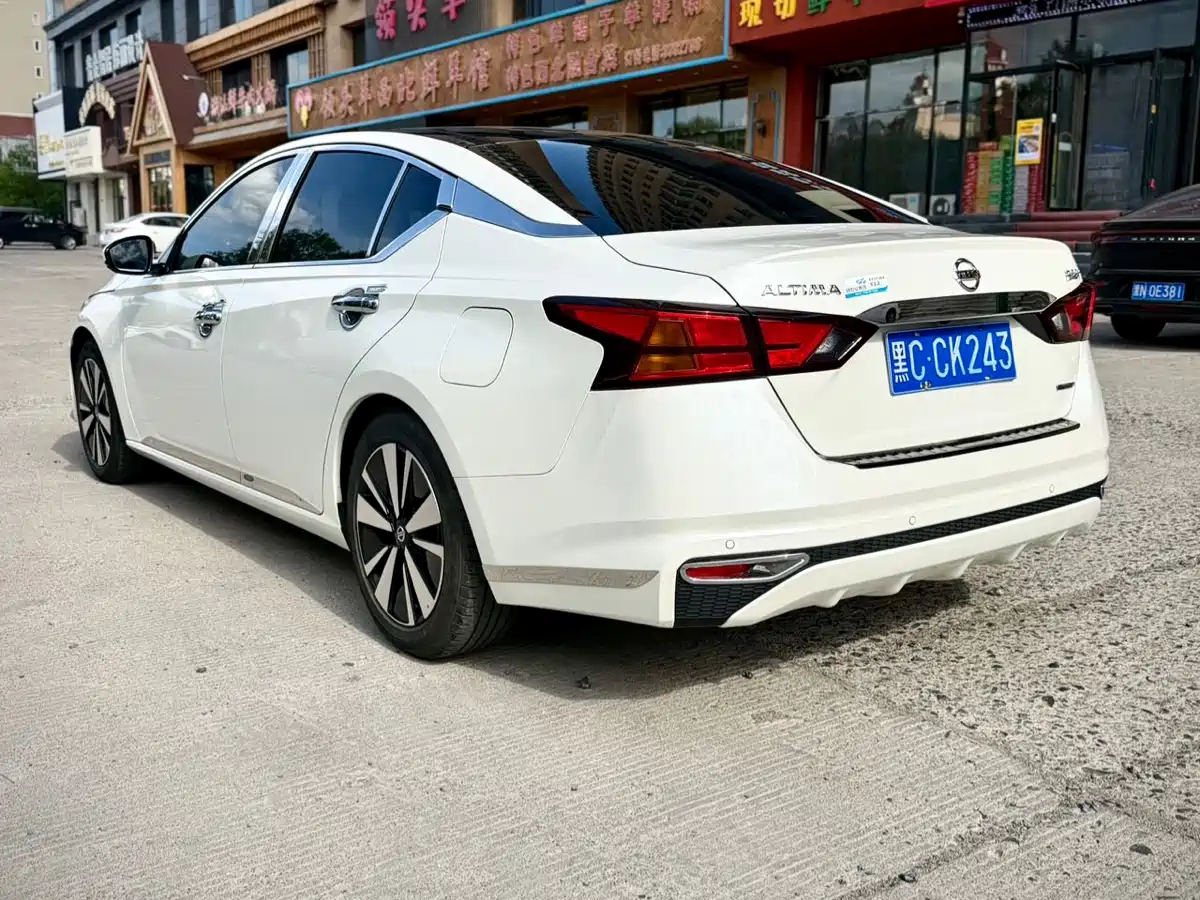 Nissan TEANA, миниатюра 4