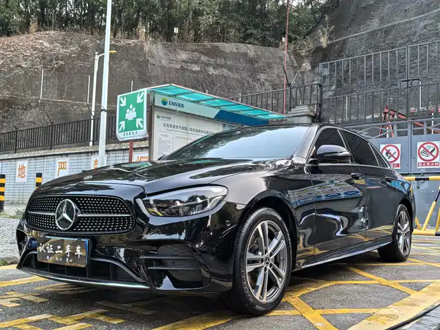 Mercedes-Benz E E 260 L, Спорт