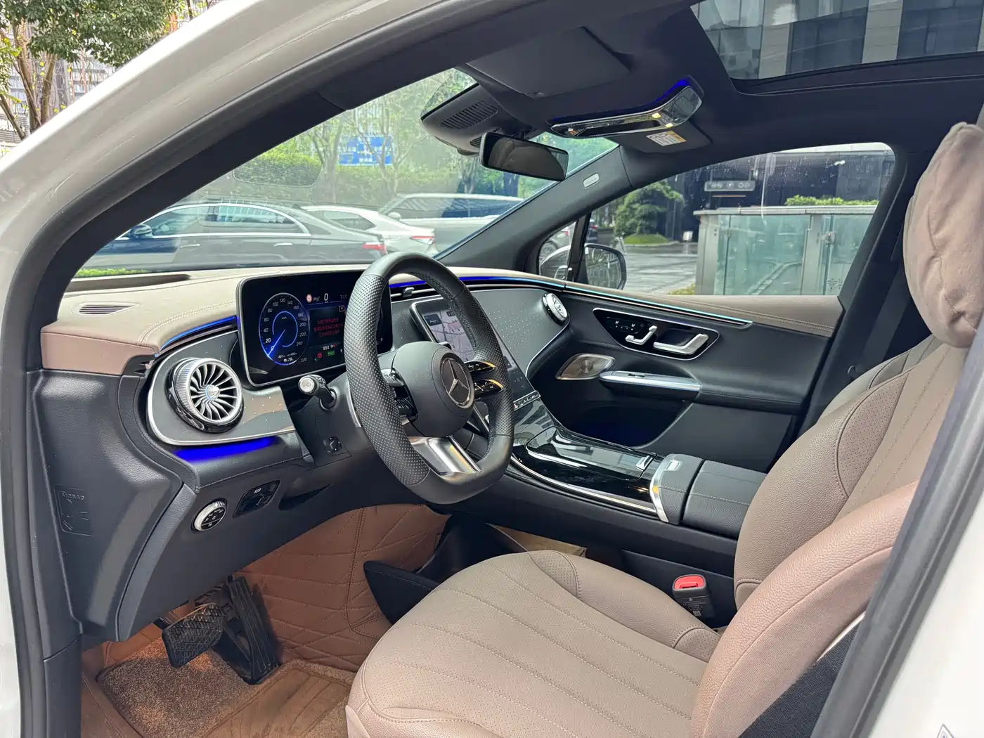 Mercedes-Benz EQE SUV 2023 500 4MATIC Special Edition фото 10
