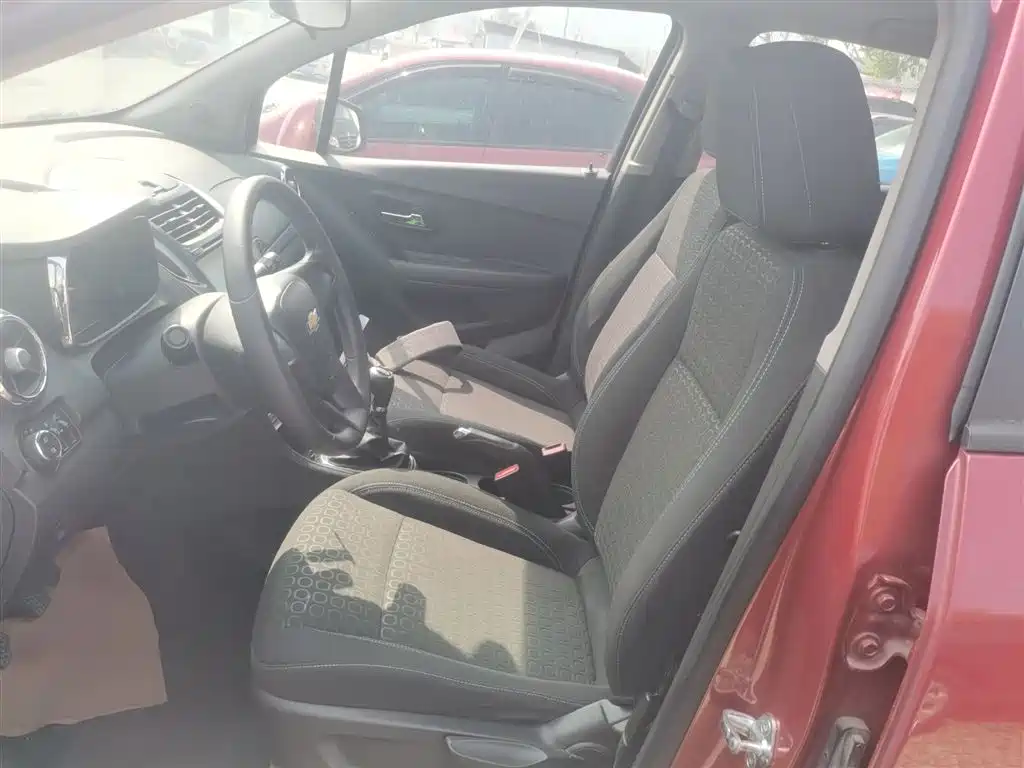 Chevrolet Trax 2014 1.4T Manual 2WD Comfort фото 11