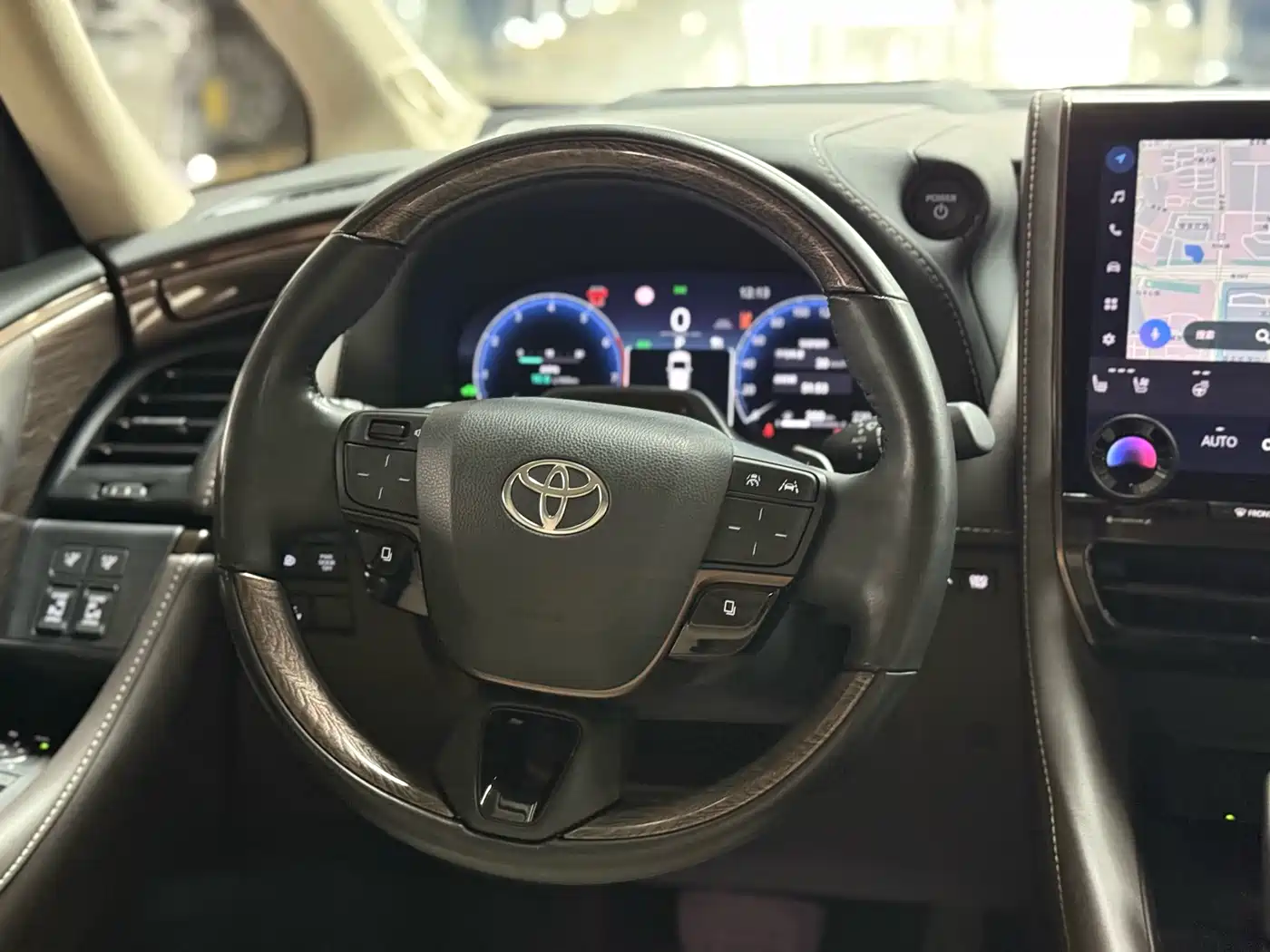 TOYOTA ELFA