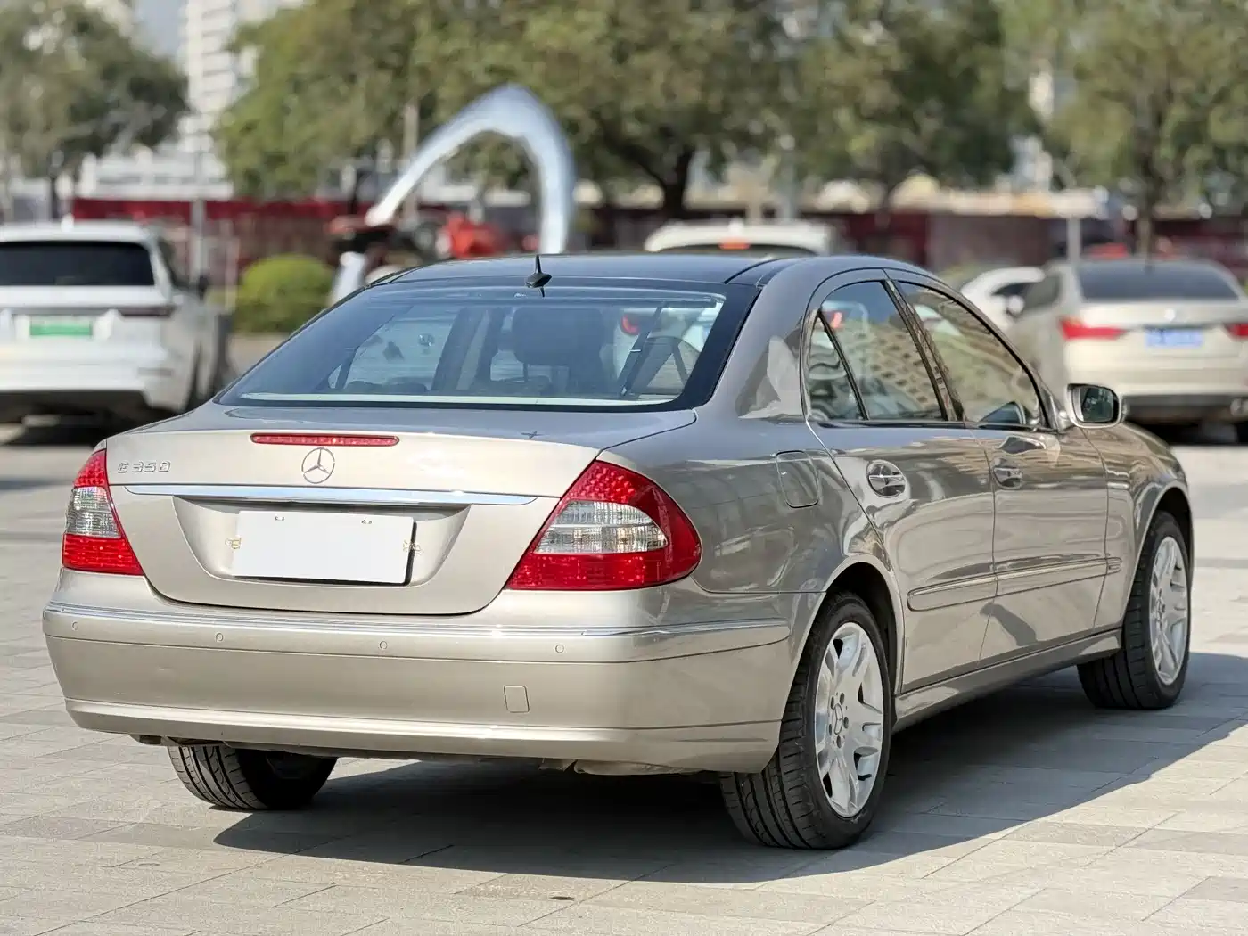 Mercedes-Benz E-Class 2007 E 350 Fashion фото 3