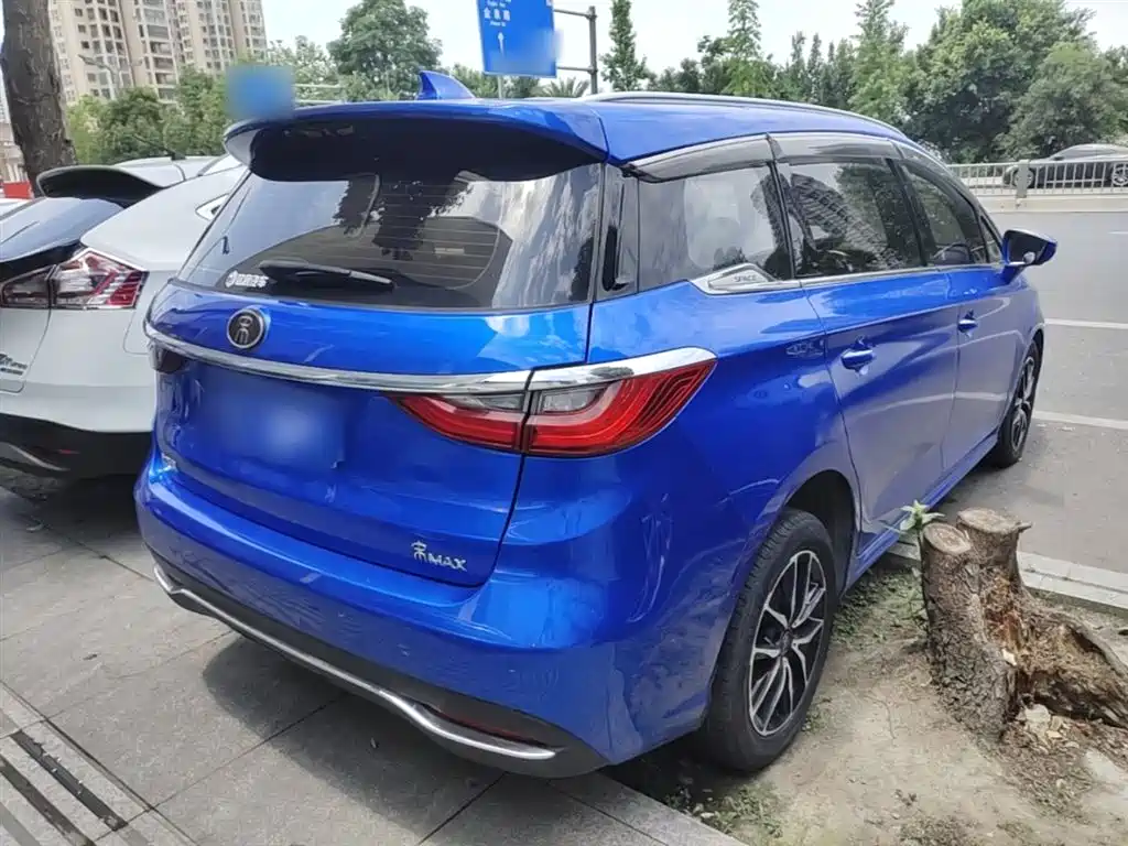BYD Song MAX 2017 1.5T Auto Smart Connect Premium 7-seater фото 7