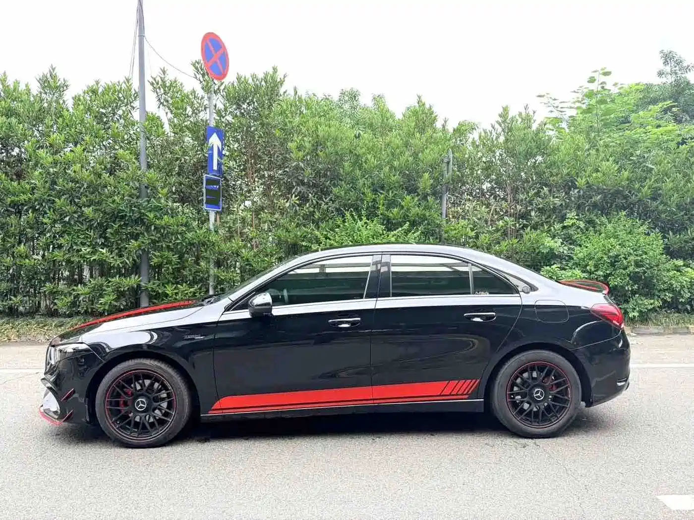 Mercedes-Benz A-Class 2019 A 200 L Sport Sedan фото 3