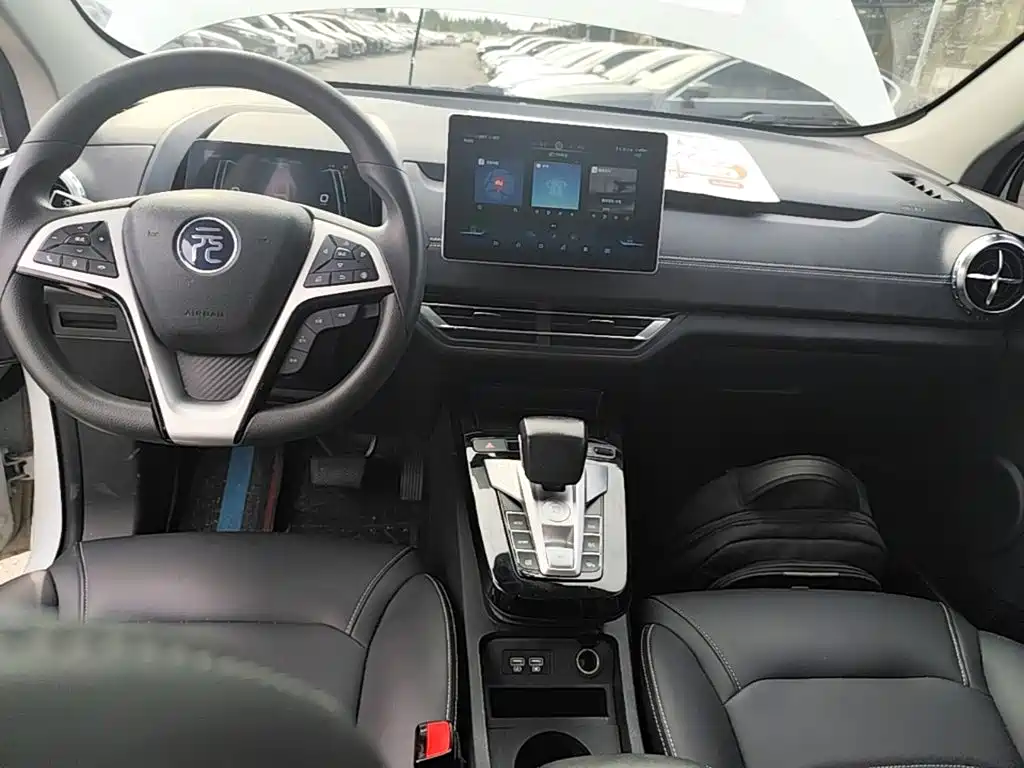 BYD Yuan New Energy 2020 2019 EV535 High Energy Navigation Edition