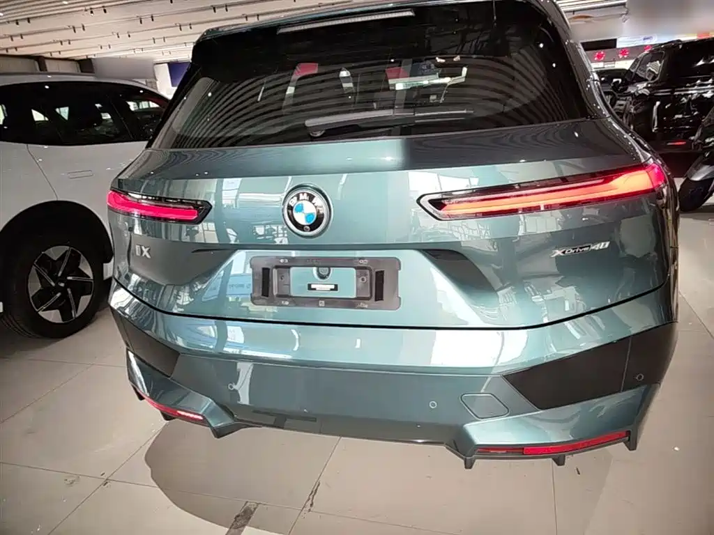 BMW iX 2022 xDrive40 фото 6