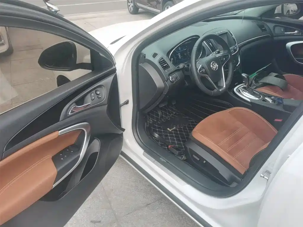 Buick Regal 2015 1.6T Elite Tech Edition фото 16
