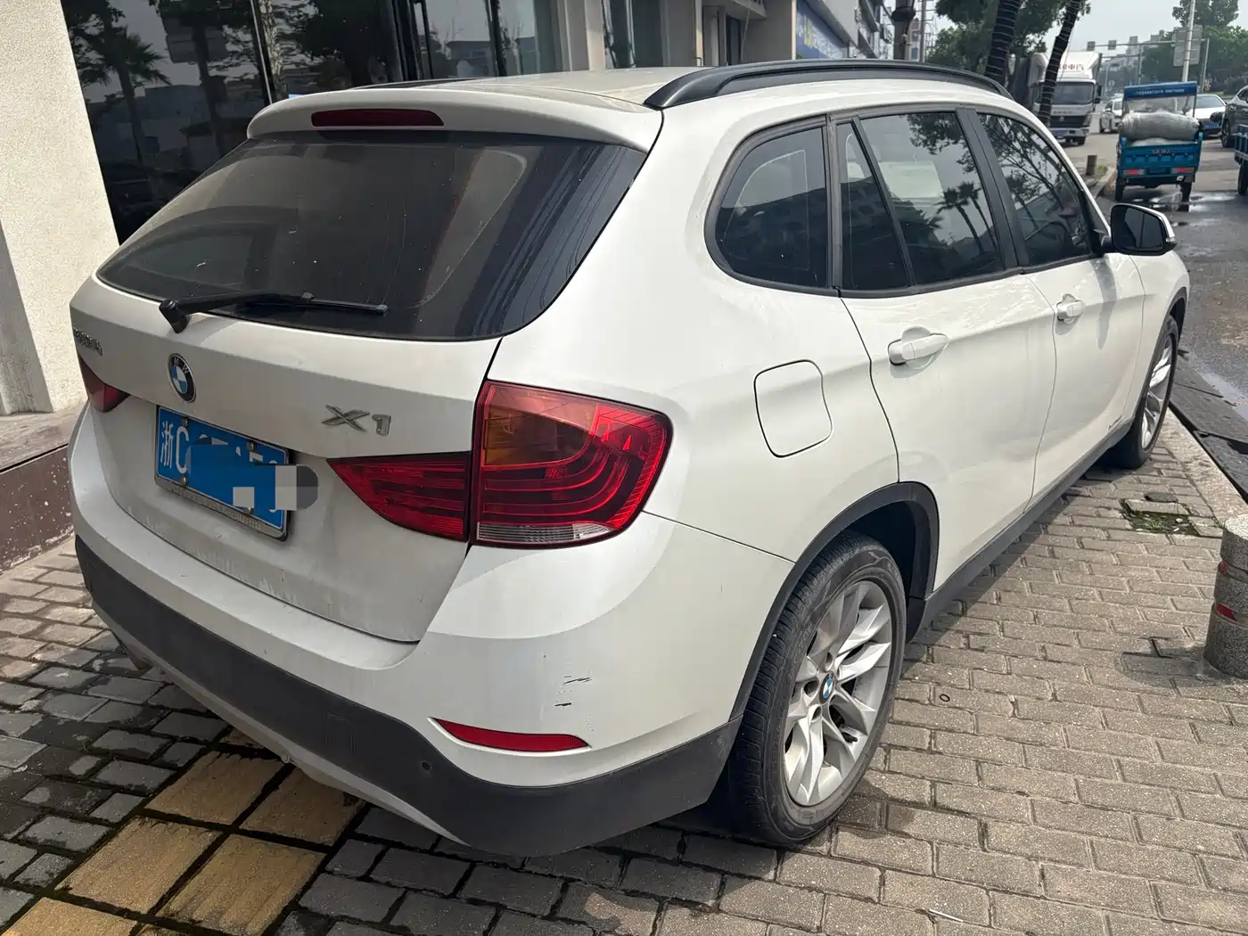 BMW X1 2015 Model sDrive18i Fashion Advanced Edition фото 10