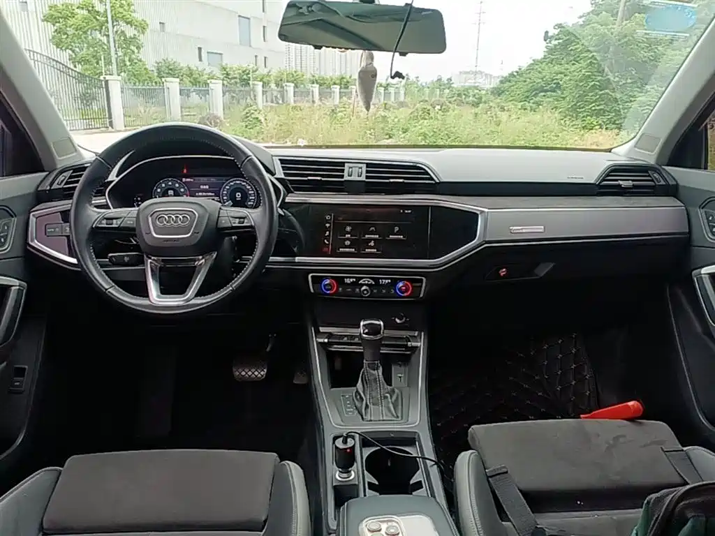 Audi Q3 2019 35 TFSI Progressive Sport фото 10