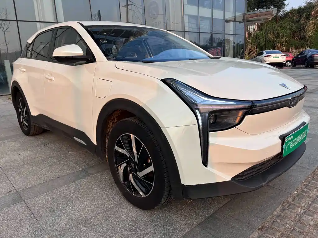 Фото 7 - Nezha Auto Neta U