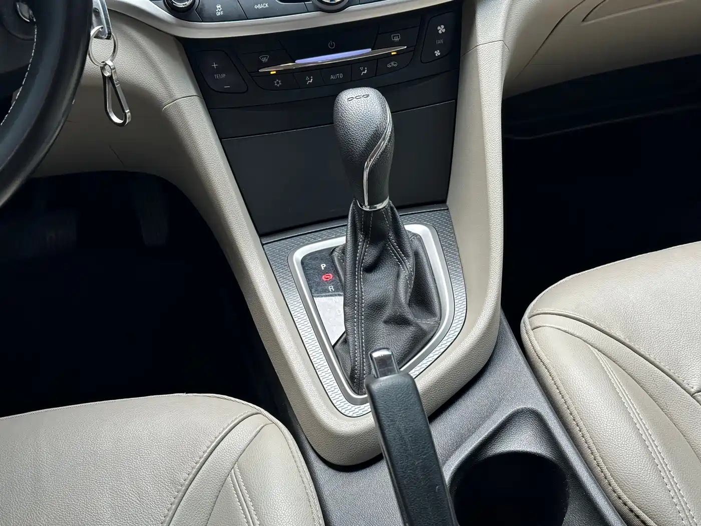 Buick Excelle 2019 15T DCT Connected Elite Type China VI фото 14