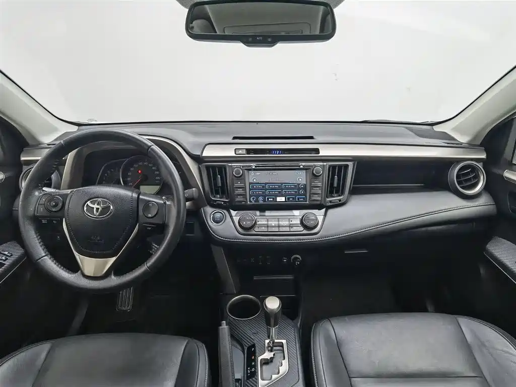 Toyota RAV4 Rongfang 2015 2.5L Automatic 4WD Elite Edition фото 5