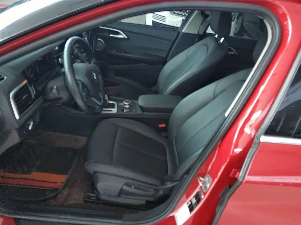 BMW 1 Series 2021 Facelift 120i M Sport фото 15