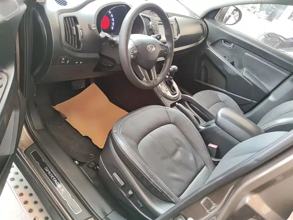 Kia Sportage 2014 2.0L Automatic 2WD Premium Special фото 15