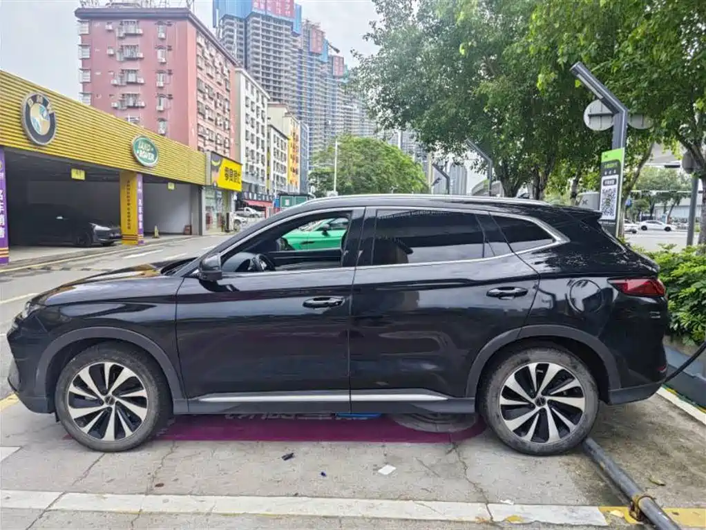 BYD Song PLUS PHEV 2023 Champion Edition DM-i 110KM Flagship PLUS фото 12