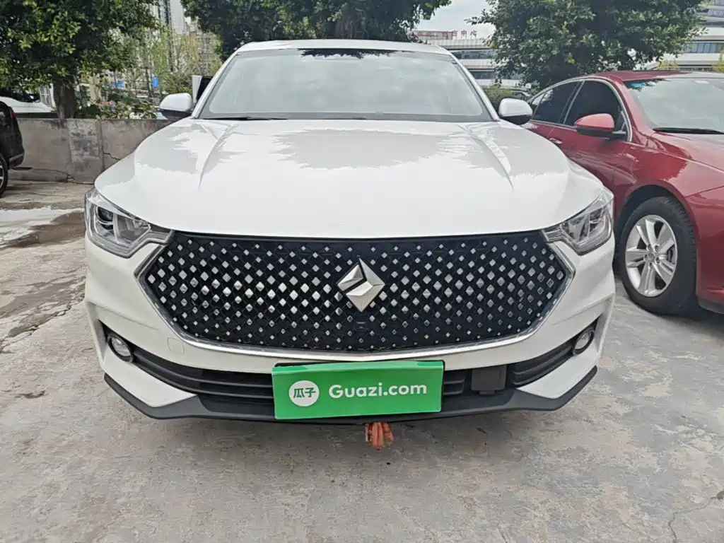2019 Baojun RC-6