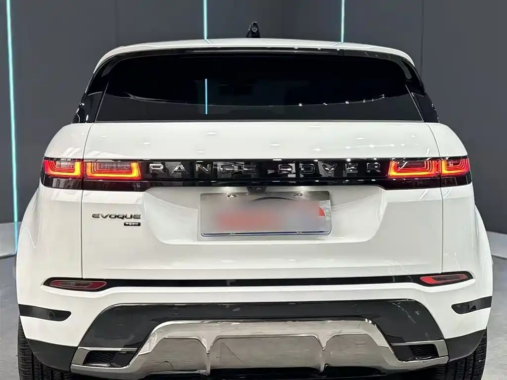 Land Rover Range Rover Evoque 2023 Range Rover Evoque L 249PS Luxury Edition фото 25
