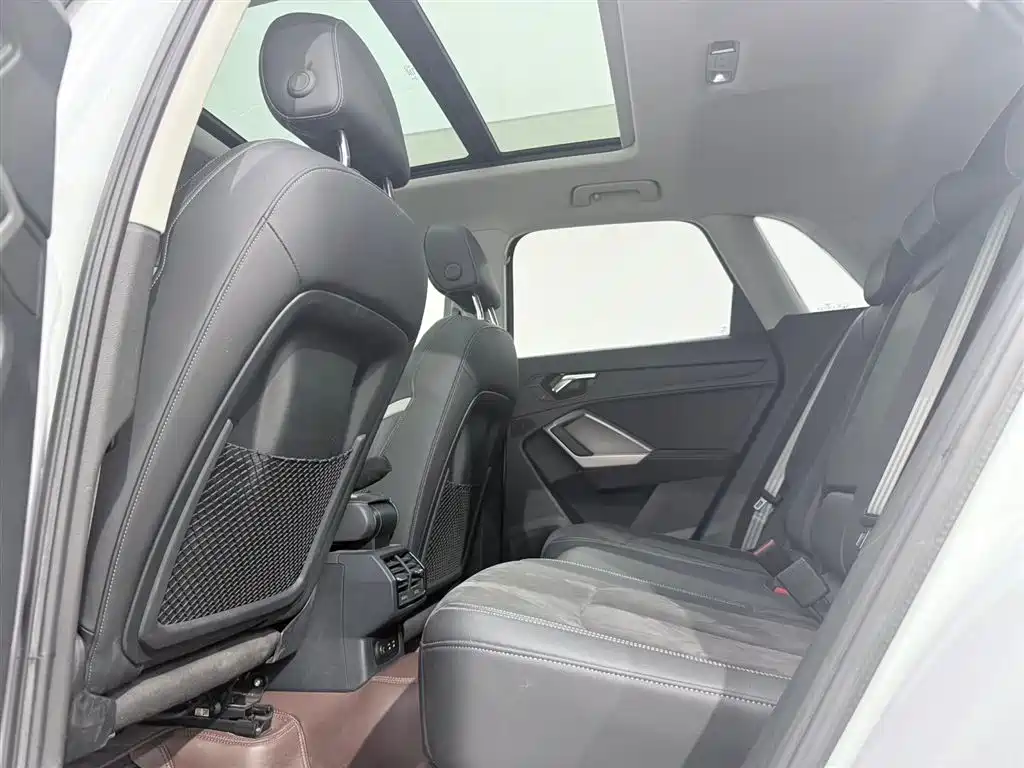 Audi Q3 2021 35 TFSI Fashion Sport фото 8