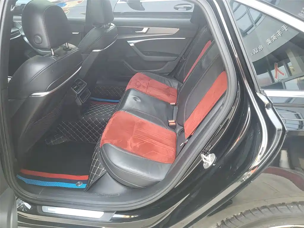 Audi A6L 2020 40 TFSI Luxury Dynamic фото 17