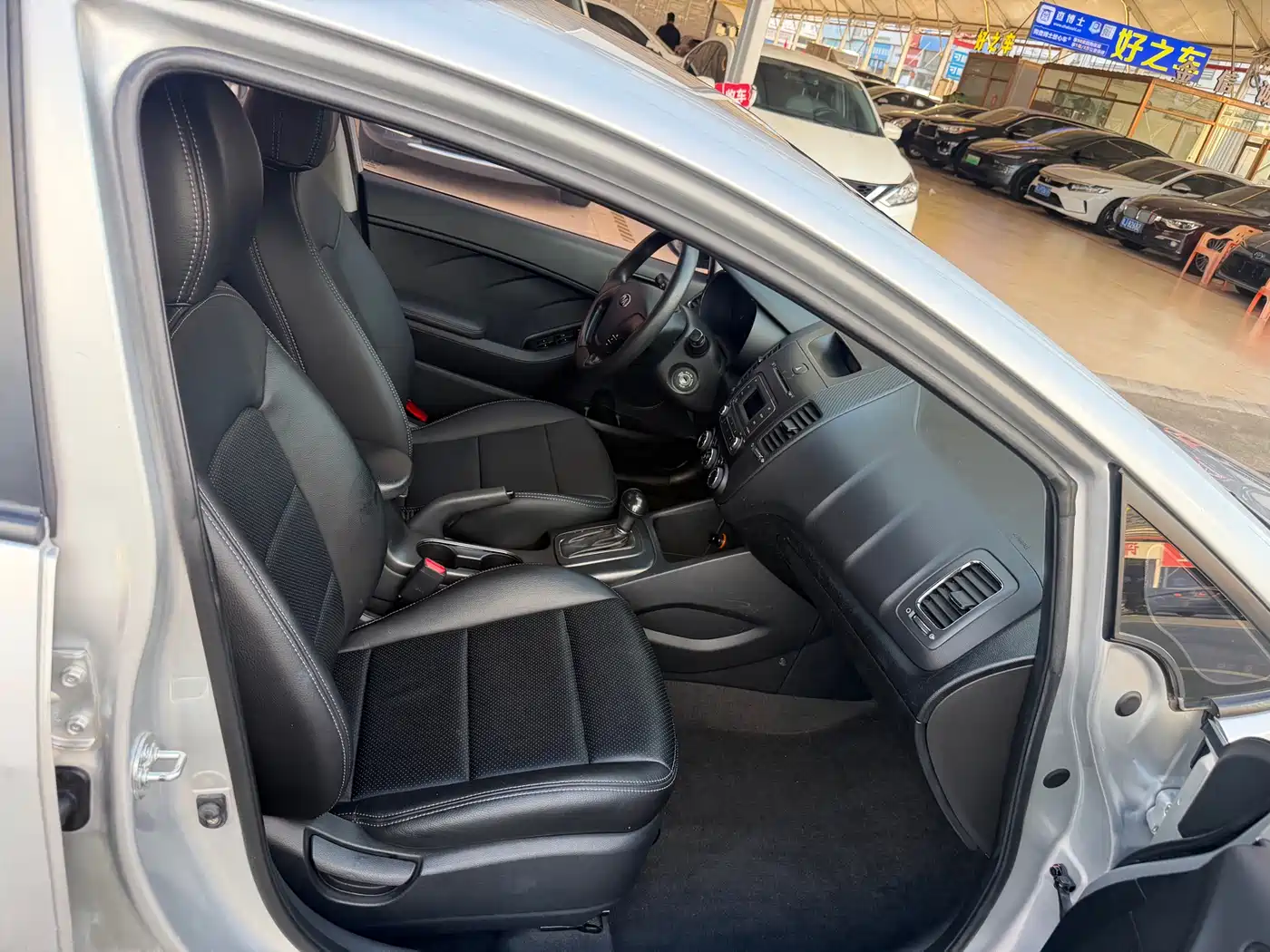 Kia K3S 2014 1.6L Automatic GL фото 12