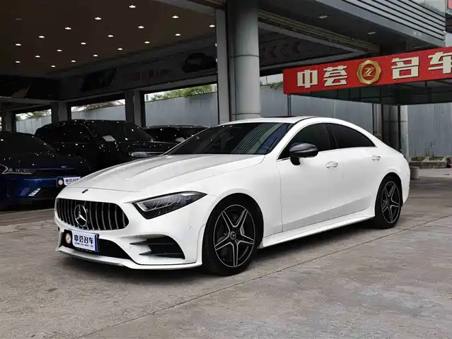 MERCEDES-BENZ CLS