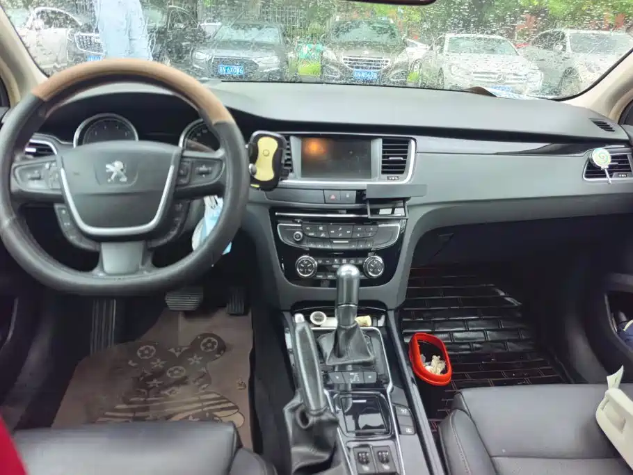 Peugeot 508 2013 2013 2.3L Roland Garros Edition
