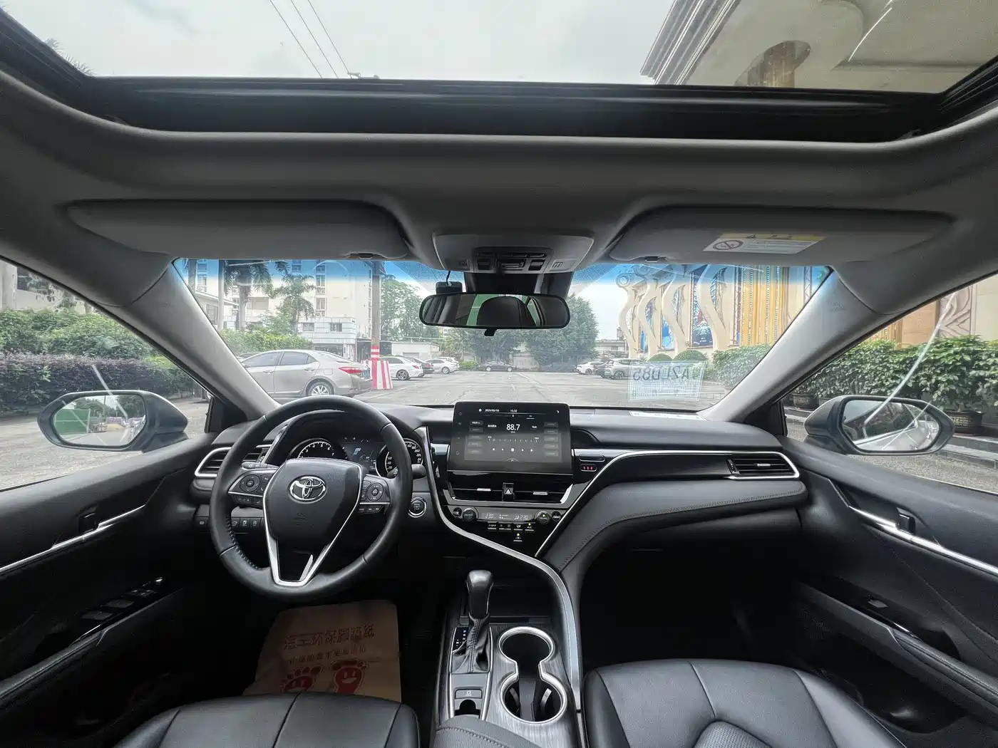Toyota Camry 2023 2.0G Luxury Edition фото 9
