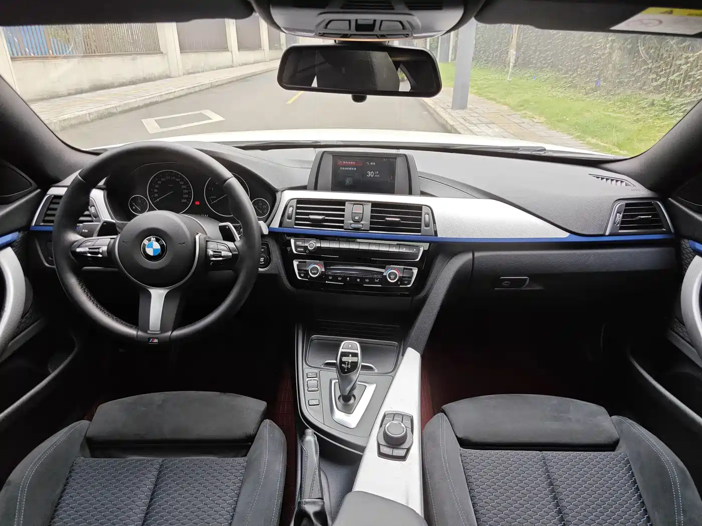 BMW 4 Series 2017 425i Gran Coupe Leading M Sport Package фото 7