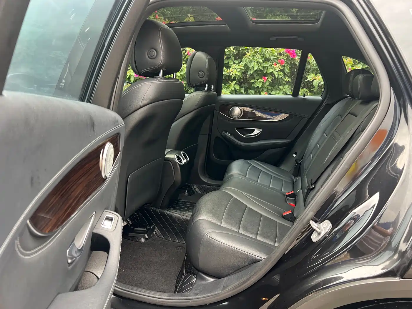Mercedes-Benz GLC 2017 GLC 260 4MATIC Luxury фото 8