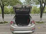 Фото 19 - Geely Vision S1