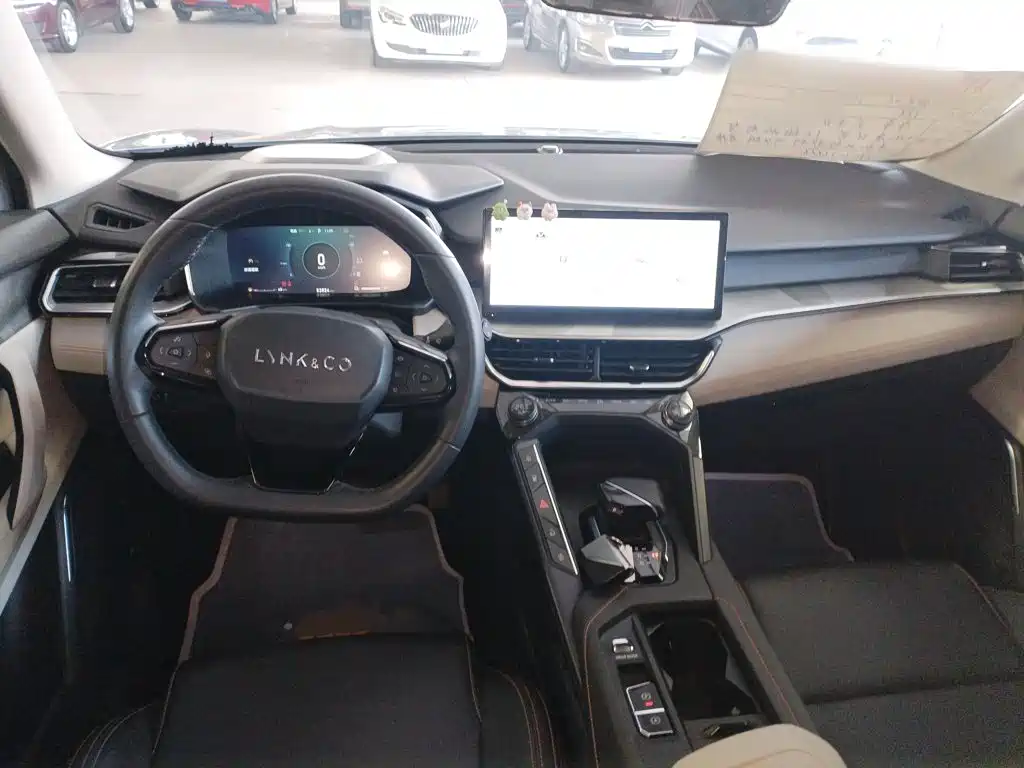 Lynk & Co 06 EM-P 2022 2022 PHEV 84KM Range Pro