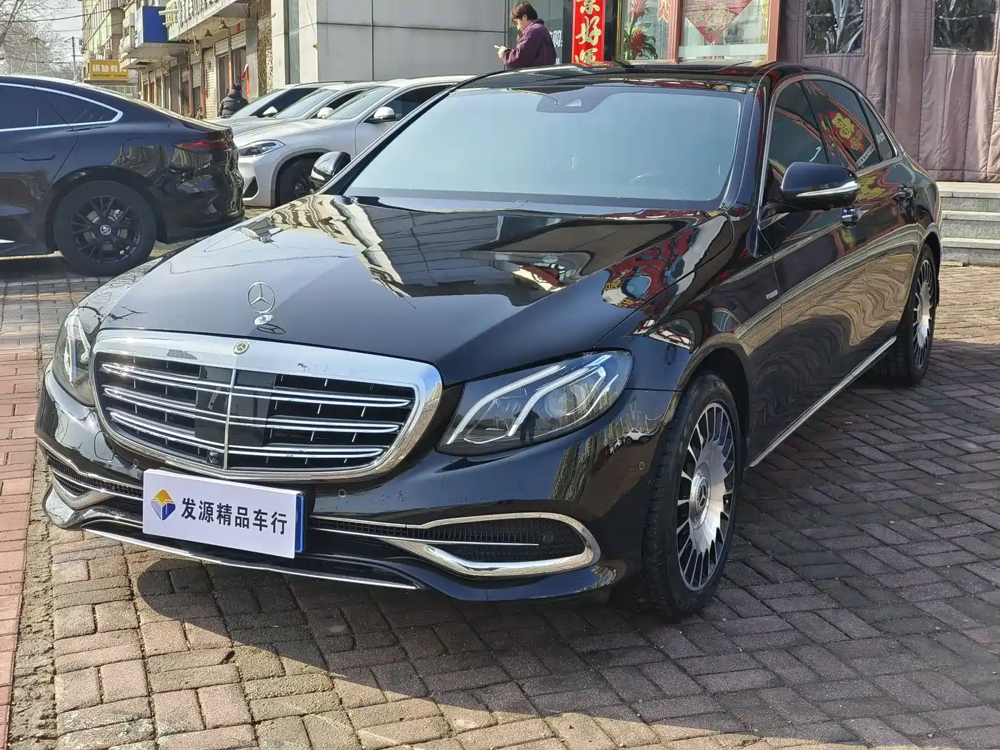 MERCEDES-BENZ E CLASS