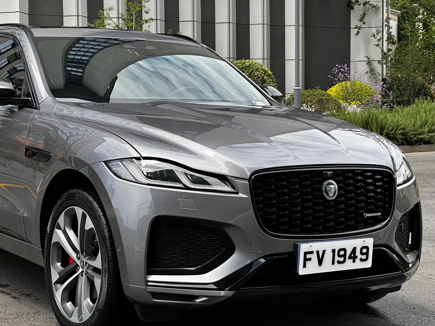 Jaguar F-PACE 2024 P250 R-Dynamic HSE фото 7