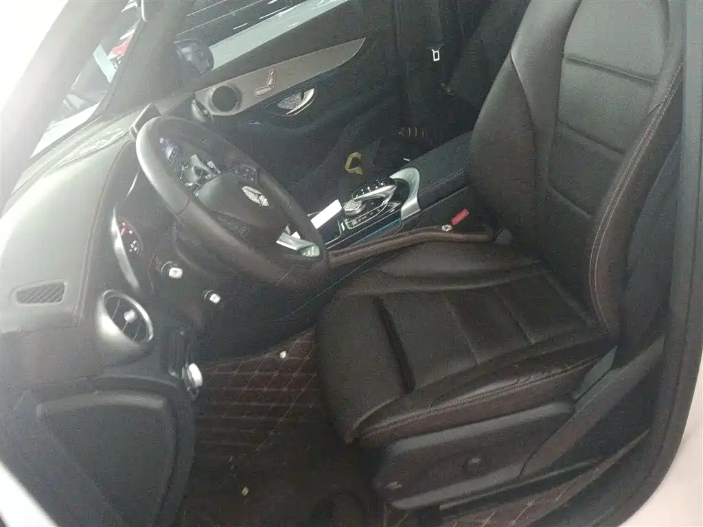 Mercedes-Benz GLC 2019 Model GLC 200 L 4MATIC фото 11