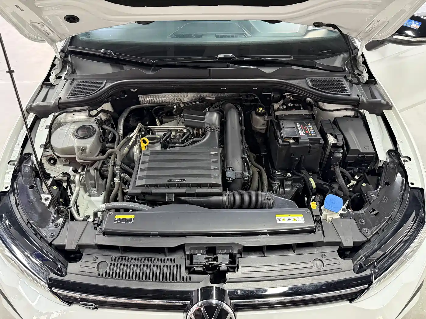Volkswagen Golf 2023 Facelift 280TSI DSG R-Line Lite фото 10