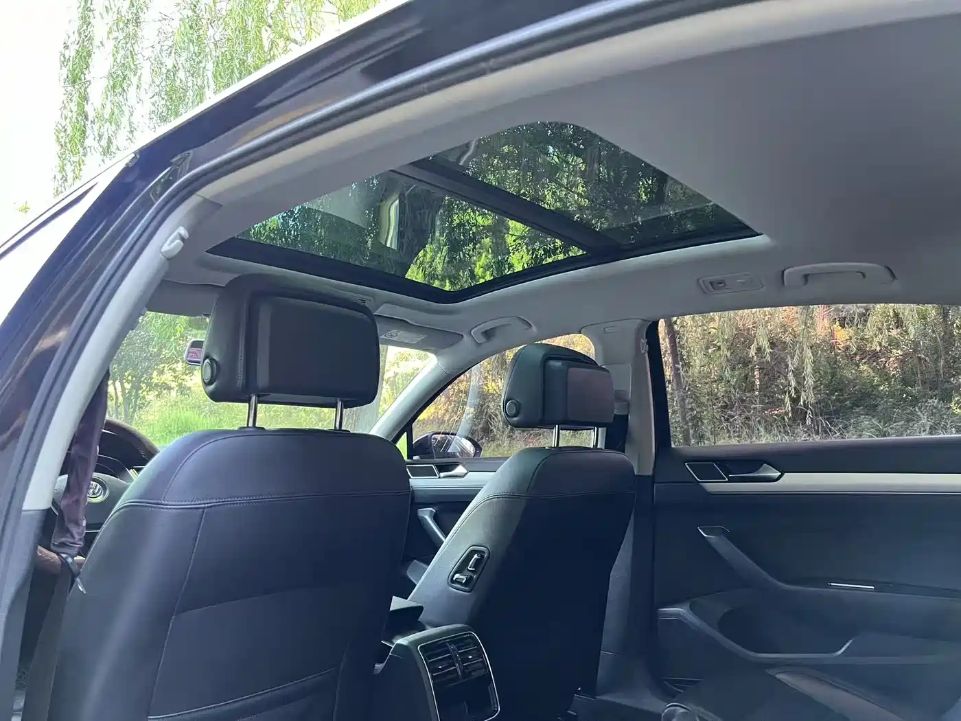 Volkswagen Magotan 2017 330TSI DSG Leading фото 6