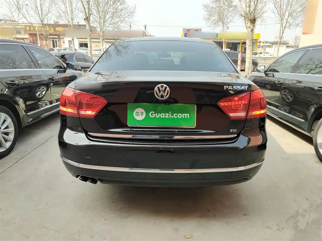 Volkswagen Passat 2015 1.8TSI DSG Ultimate Edition фото 6