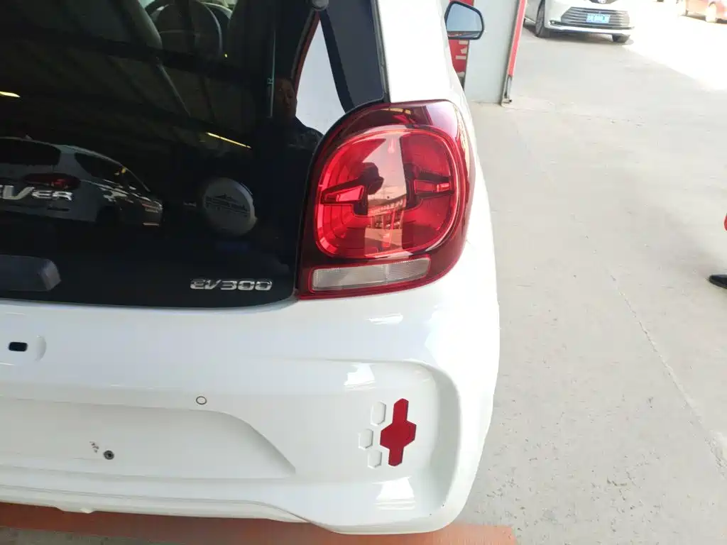 Roewe Clever 2020 2020 Urban Style Edition