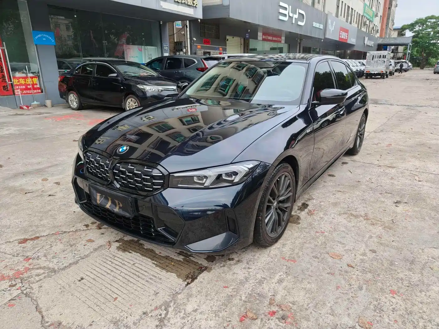 BMW 3 Series 2024 325Li M Sport Shadowline Package фото 2